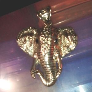 Vintage Oversized Gold Toned Heavy Elephant Pendant